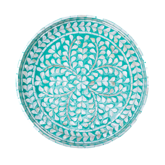 Lagonis - Grand plateau rond tout nacre, fond lagon turquoise et pétales irisés sur fond transparent – Produit artisanal fait à la main · Kuênia