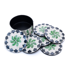 Éclosion de Jade - Boxed set of 6 coasters all mother-of-pearl, green and black botanical pattern – view 4 – Handcrafted product, handmade · Kuênia