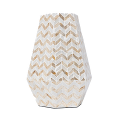 Prisma Largo - Wide prismatic vase in mother-of-pearl marquetry, golden chevron pattern on transparent background – Handcrafted product, handmade · Kuênia